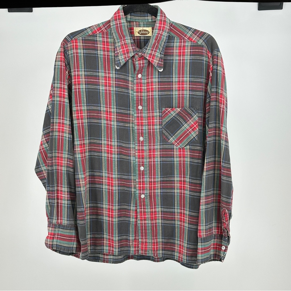 Vintage Viking Men’s Large Black‎ Red  Plaid Casual Shirt